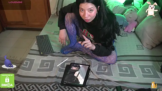 Katyroronoa: απευθείας συνομιλία ΧΧΧ