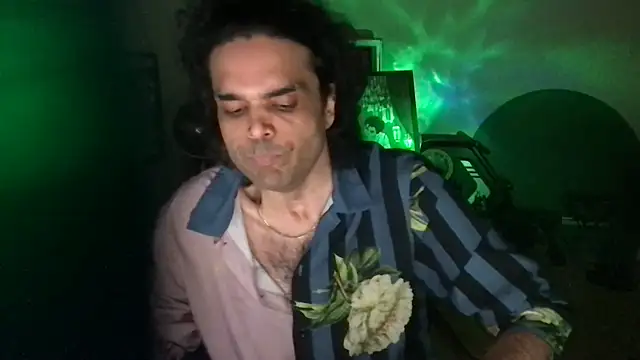 KungFuPanda001 Chat XXX in diretta