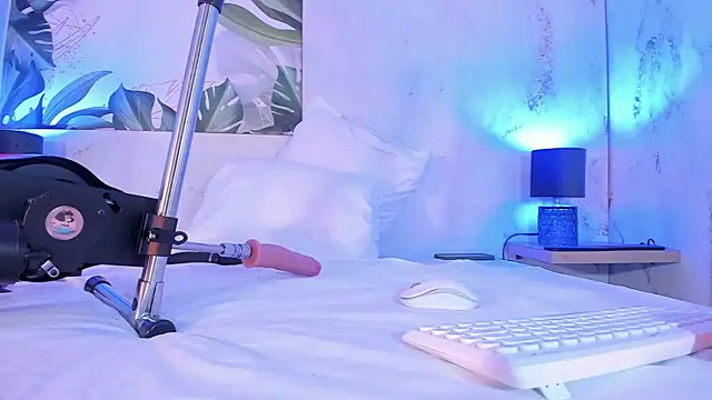 LIAH_IZUMI élő XXX-chatje