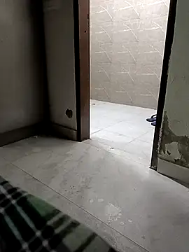 Rocky-badboy_cum4me Show Webcam