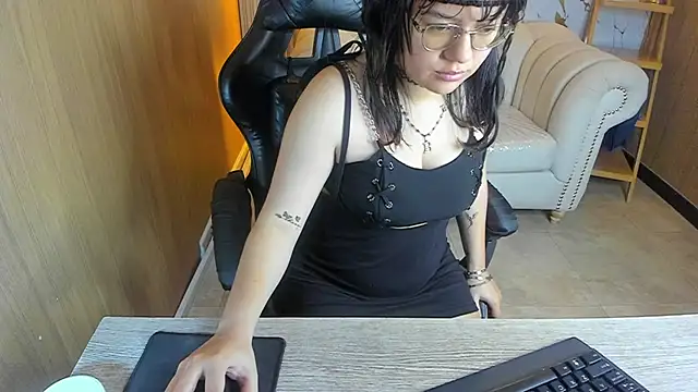 Amara_tf: вебкам-шоу