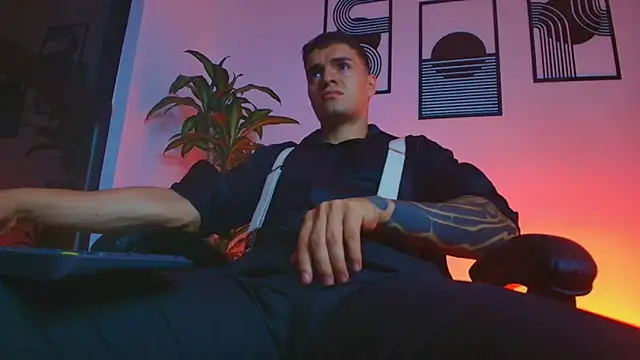 ALPHA_DOMINUS_ Adlı Modelin Web Kamerası Şovu