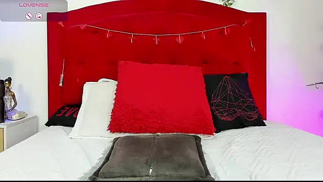 Chat +18 de Rouss_Meyers ao vivo