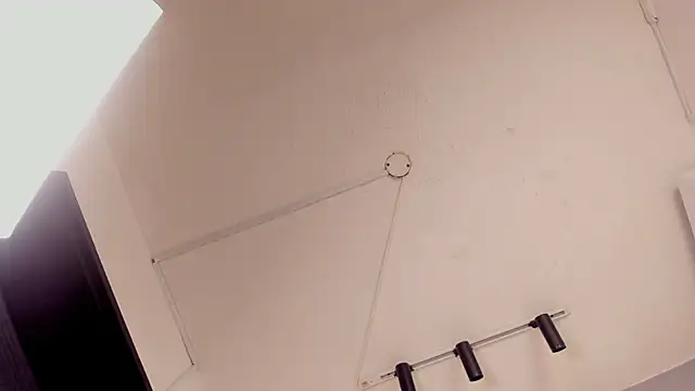 Chat +18 de estefanyy_ ao vivo