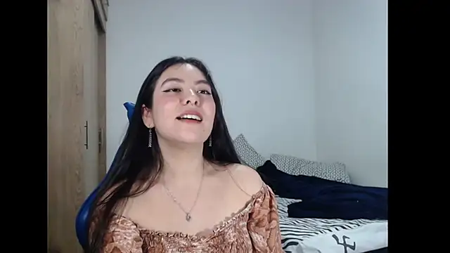 EloiseJun – Live XXX-chat