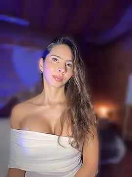 XXX chat uživo modela RouseColins