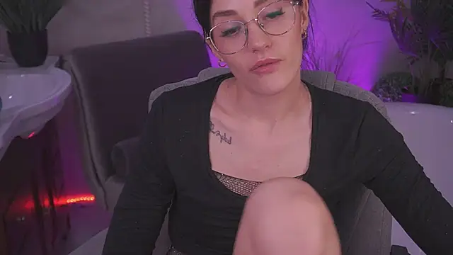 Chat +18 de EviLune ao vivo