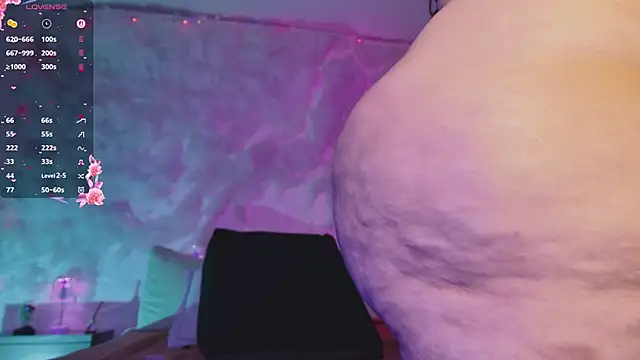 emmajohnss' Webcam Show