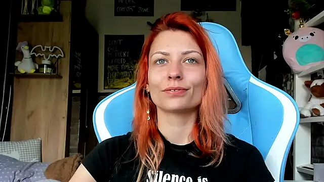 karo123421's Live XXX Chat