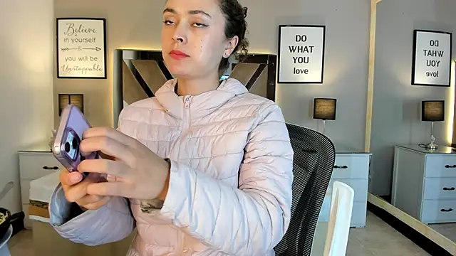 cellestehot: απευθείας συνομιλία ΧΧΧ