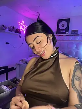 lucianaroy Chat XXX live