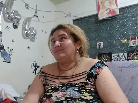 Živý XXX chat Perla1981--