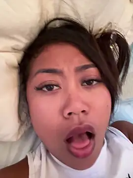 Juliet_official_pro Adlı Modelin Canlı XXX Sohbeti