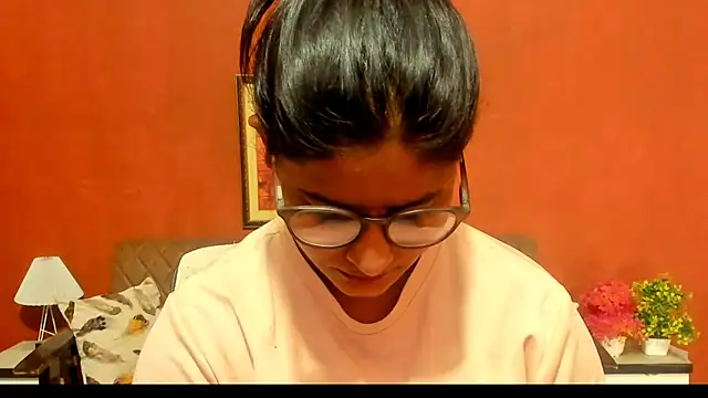 Jasmine_Jaey1: онлайн-секс-чат