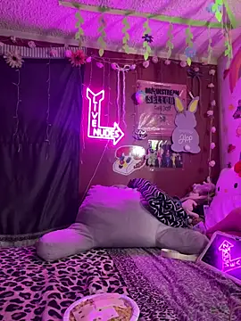 Онлайн чат XXX TranSexualJade95