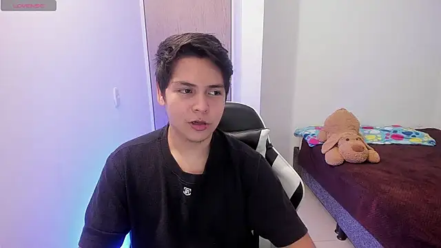 Asta_YunoXXX Pertunjukan Webcam