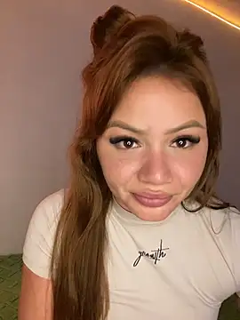 Isisbennett 现场XXX聊天