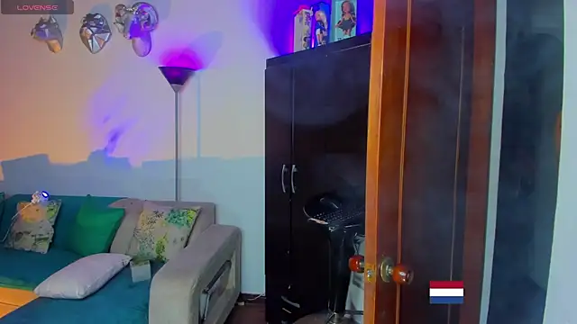 samara_veguz222 ওয়েবক্যাম শো