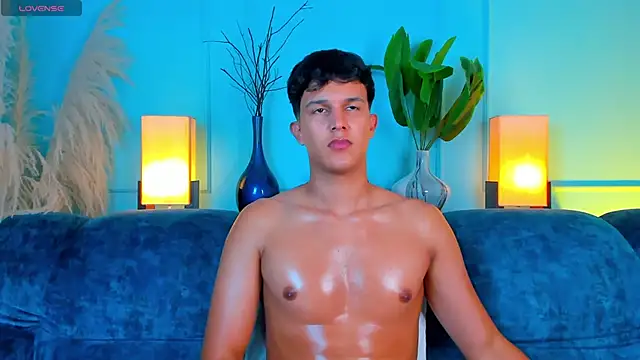 Leo_Savage_ Webcam show