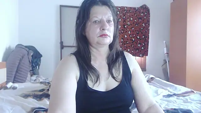 ExtasyMature Adlı Modelin Canlı XXX Sohbeti