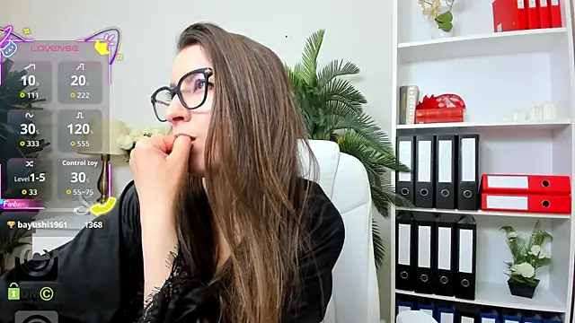 แชท XXX สดของ amayawest