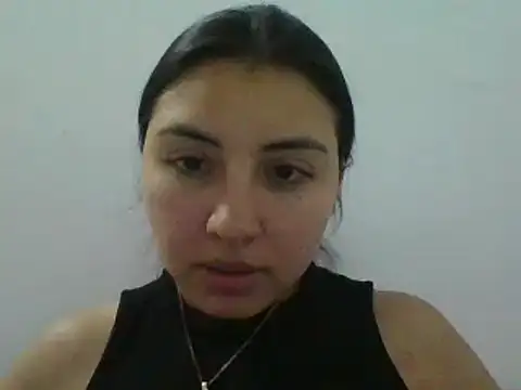 XXX chat uživo modela _Romilly_