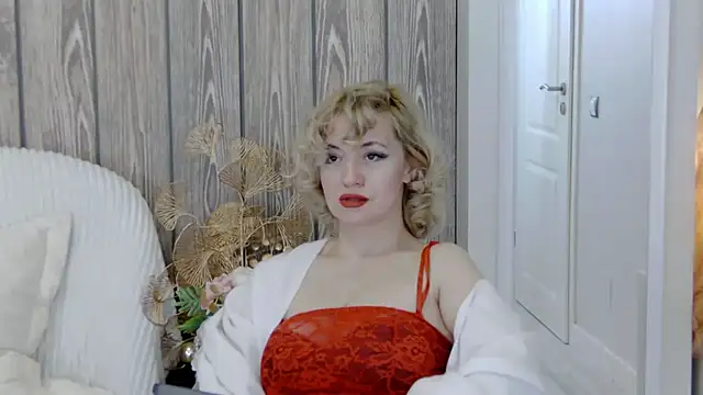 ClassyTinaa 现场XXX聊天