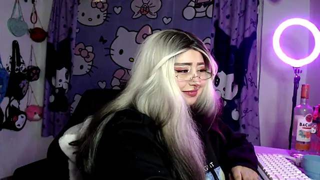 lussyevans24 Live XXX-Chat