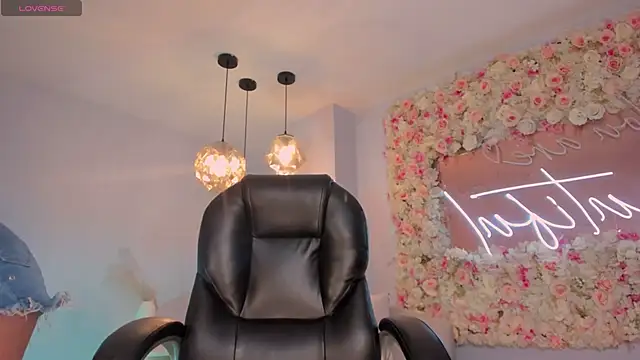 دردشة SarahYates الجنسية المباشرة