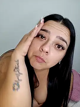 دردشة Sussy_Star الجنسية المباشرة