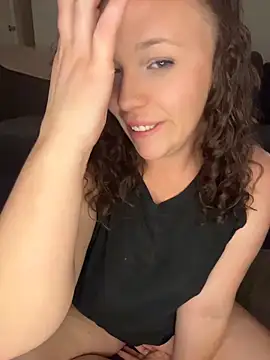 XoMistyn Live XXX chat