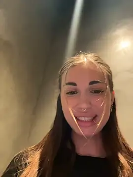 دردشة Charming_Ritta الجنسية المباشرة