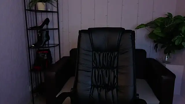 XXX chat uživo modela Dana__dom