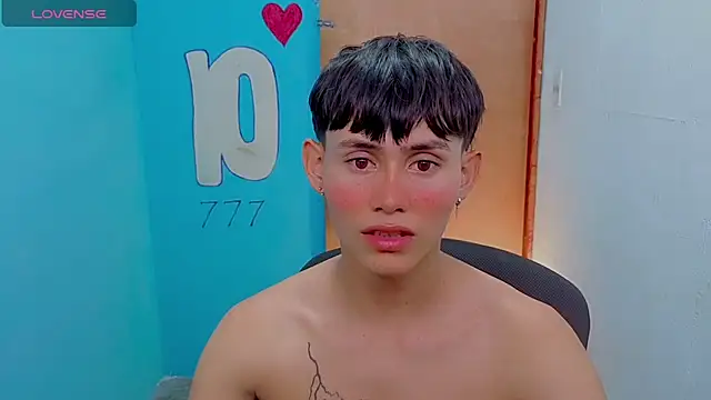 tanjiro_cute Webcam show