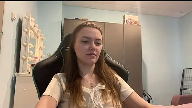 แชท XXX สดของ AndreeMerryman