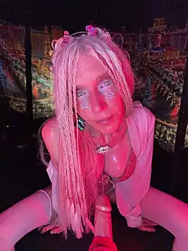 1NikiVegasのライブXXXチャット