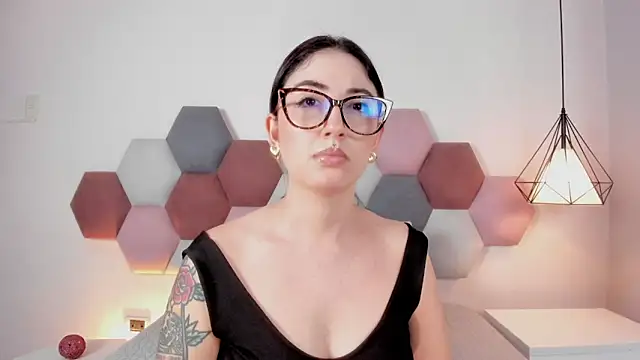 Emilywatsonnn Live XXX chat