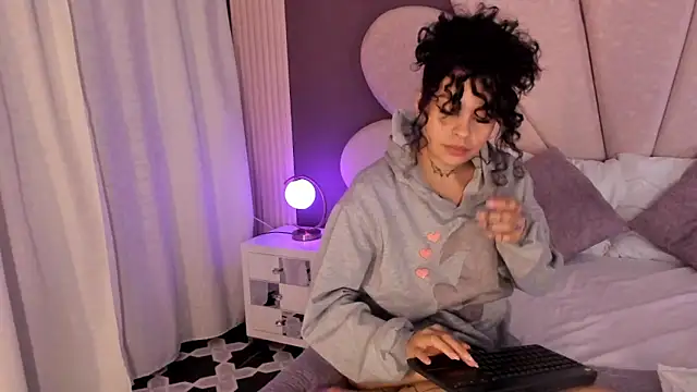 KatherineGomez: онлайн-секс-чат