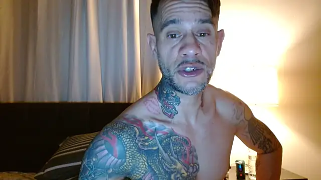 Chat XXX en directo de SexyFitDaddyy