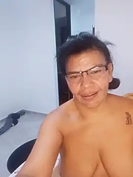 jennifer_0717 Chat XXX in diretta