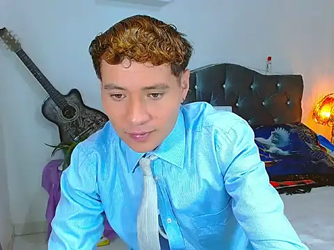 _Santi2 Live XXX Chat