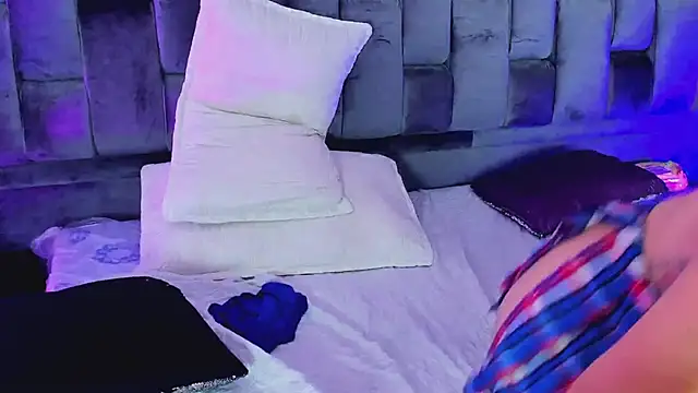 Ashly_bloom_ élő XXX-chatje