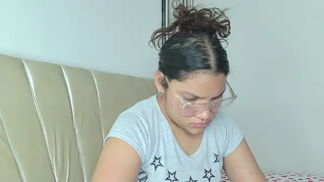 Chat XXX Live aly_n_sebas