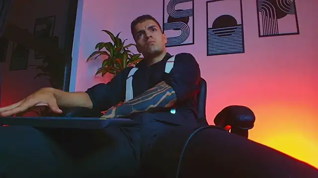 ALPHA_DOMINUS_ 在線直播表演