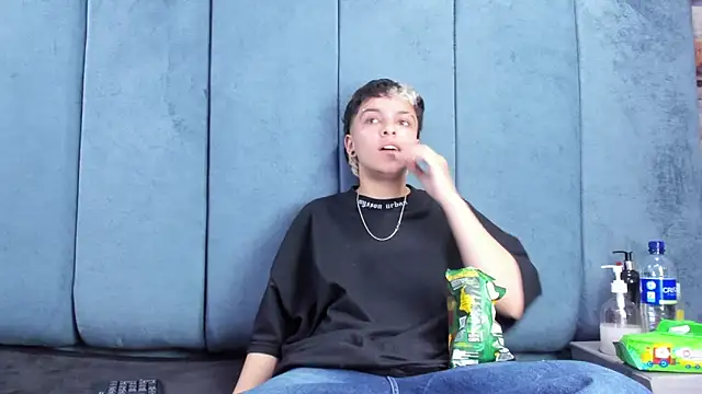 Megan_Thompson_ Obrolan Langsung XXX