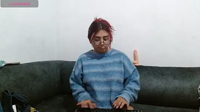 lucyheart_8 网络视讯表演