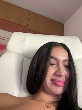 maddy_bronw_'s Live XXX Chat