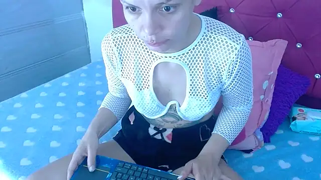 Ariasmithog's Live XXX Chat