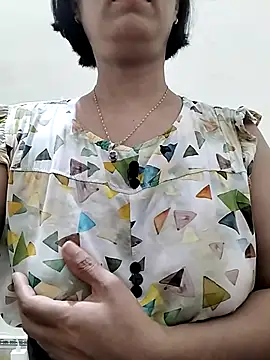 love_sexy090 Adlı Modelin Canlı XXX Sohbeti