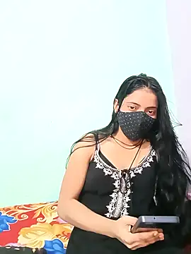 18_year_old_girl Adlı Modelin Canlı XXX Sohbeti